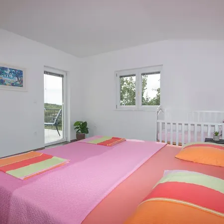 Villa Jakov I Filip Imotski