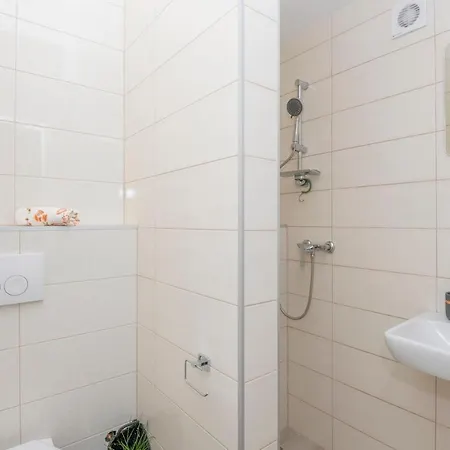 Jakov I Filip Villa *