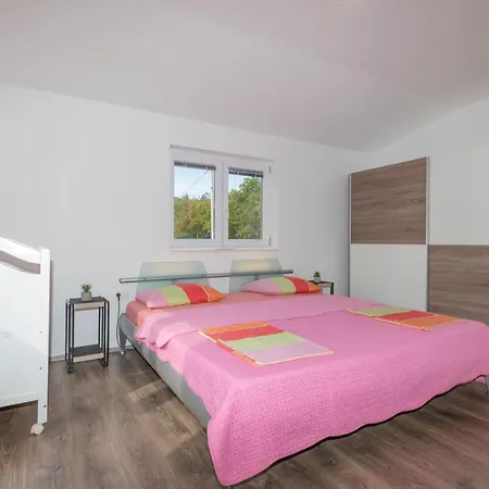 Jakov I Filip Imotski