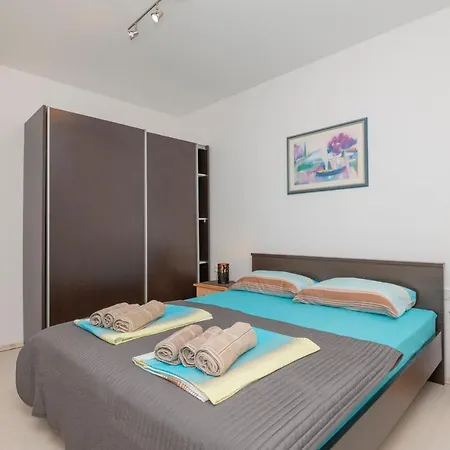 Villa Jakov I Filip Imotski