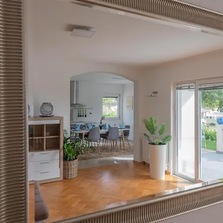 Villa Jakov I Filip Imotski